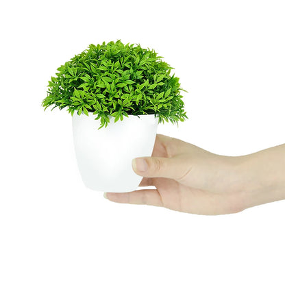 LushLeaf Artificial Plant Pot