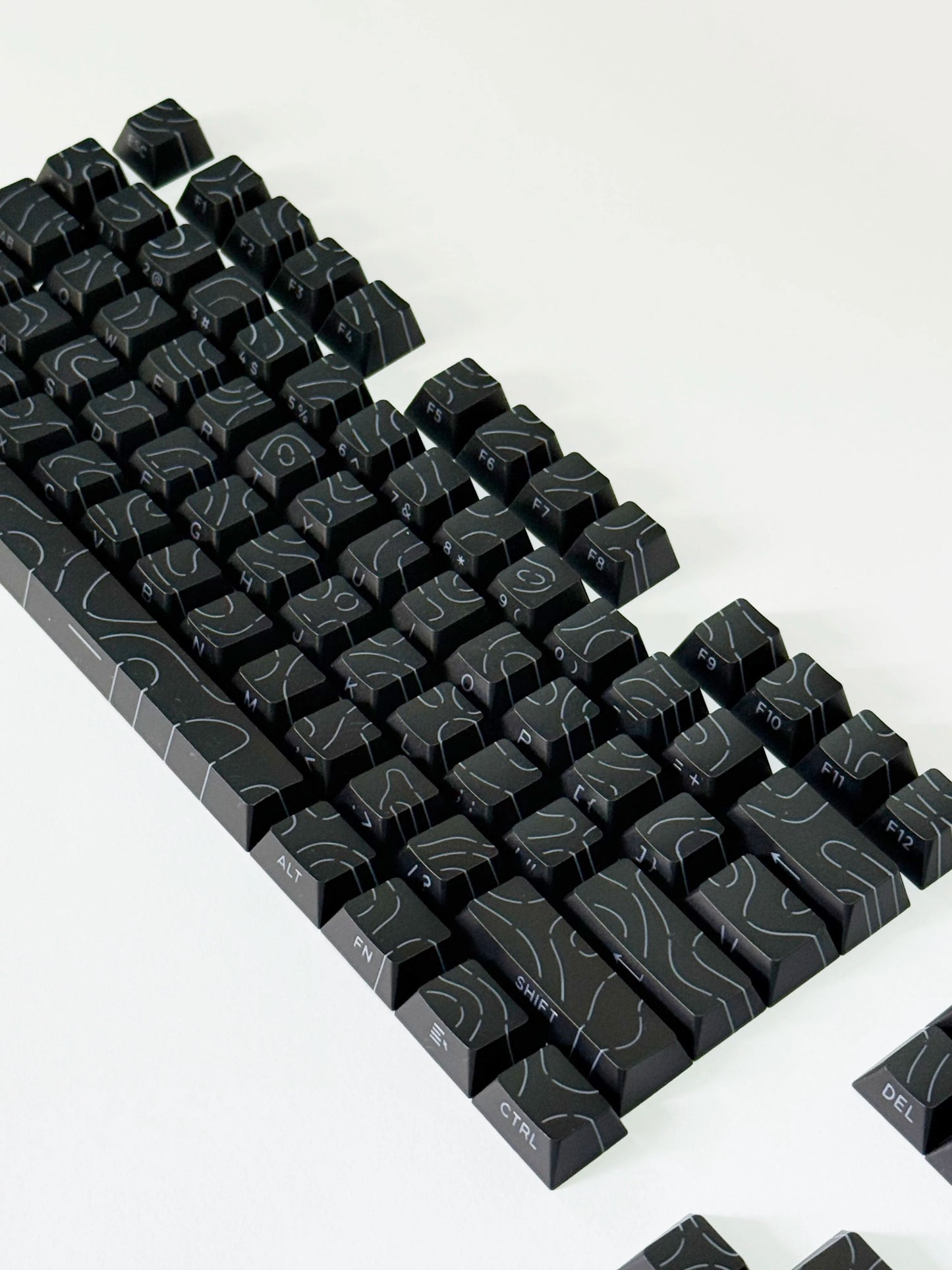 Aurora SideGlow Keycaps – Gradient RGB Shine-Through PBT