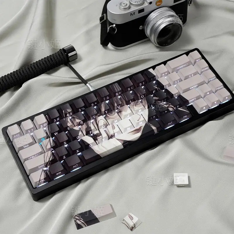 MAKIMA ECLIPSE Keycap Set – 82-Key Translucent PBT | Anime Edition