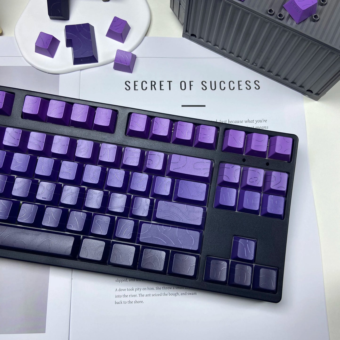 Aurora SideGlow Keycaps – Gradient RGB Shine-Through PBT